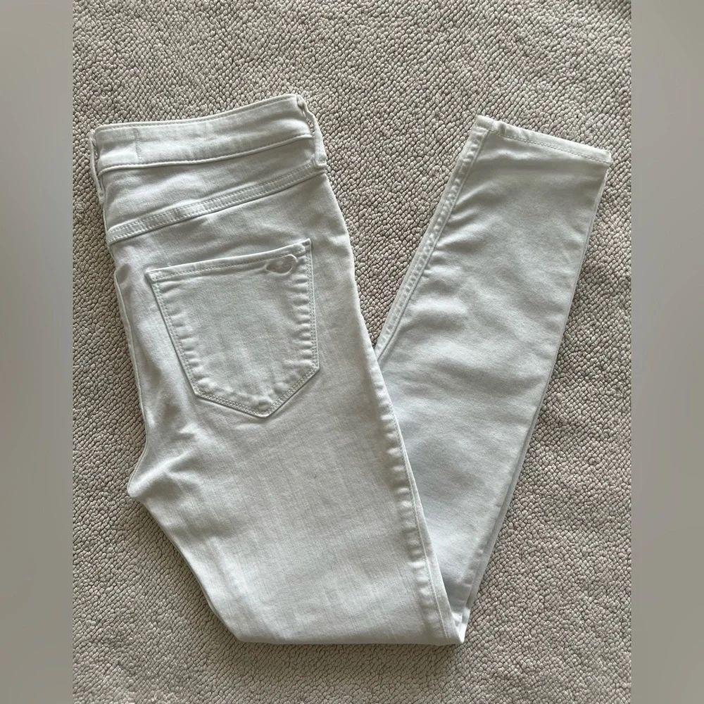 HOLLISTER CALIFORNIA HIGH-RISE JEAN LEGGING | COLOR: WHITE🤍 | SIZE: 5-S/27X26 - Picture 2 of 14